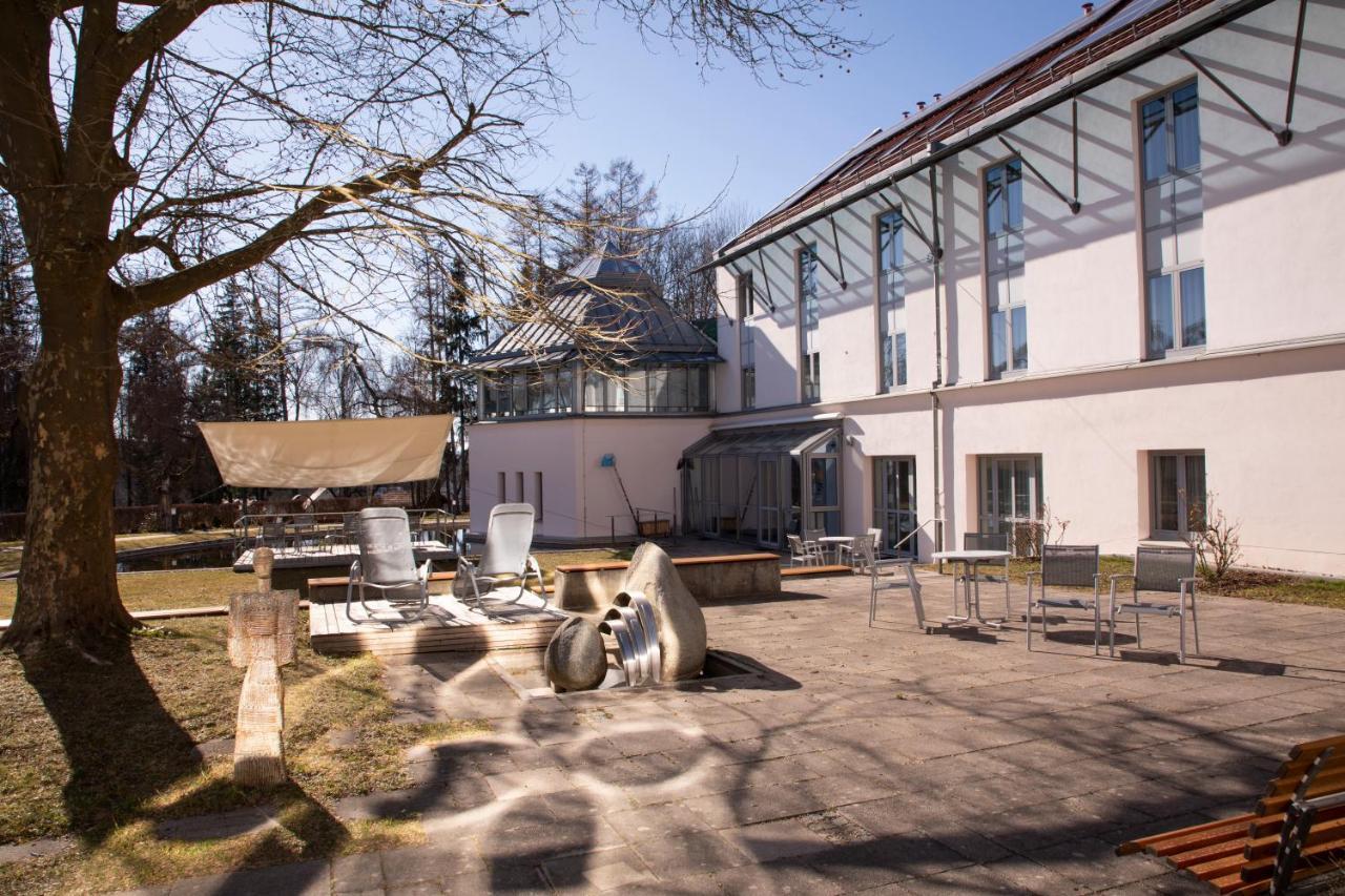 Spectrum Kirche Exerzitien-Und Bildungshaus Auf Mariahilf Passau Exteriör bild