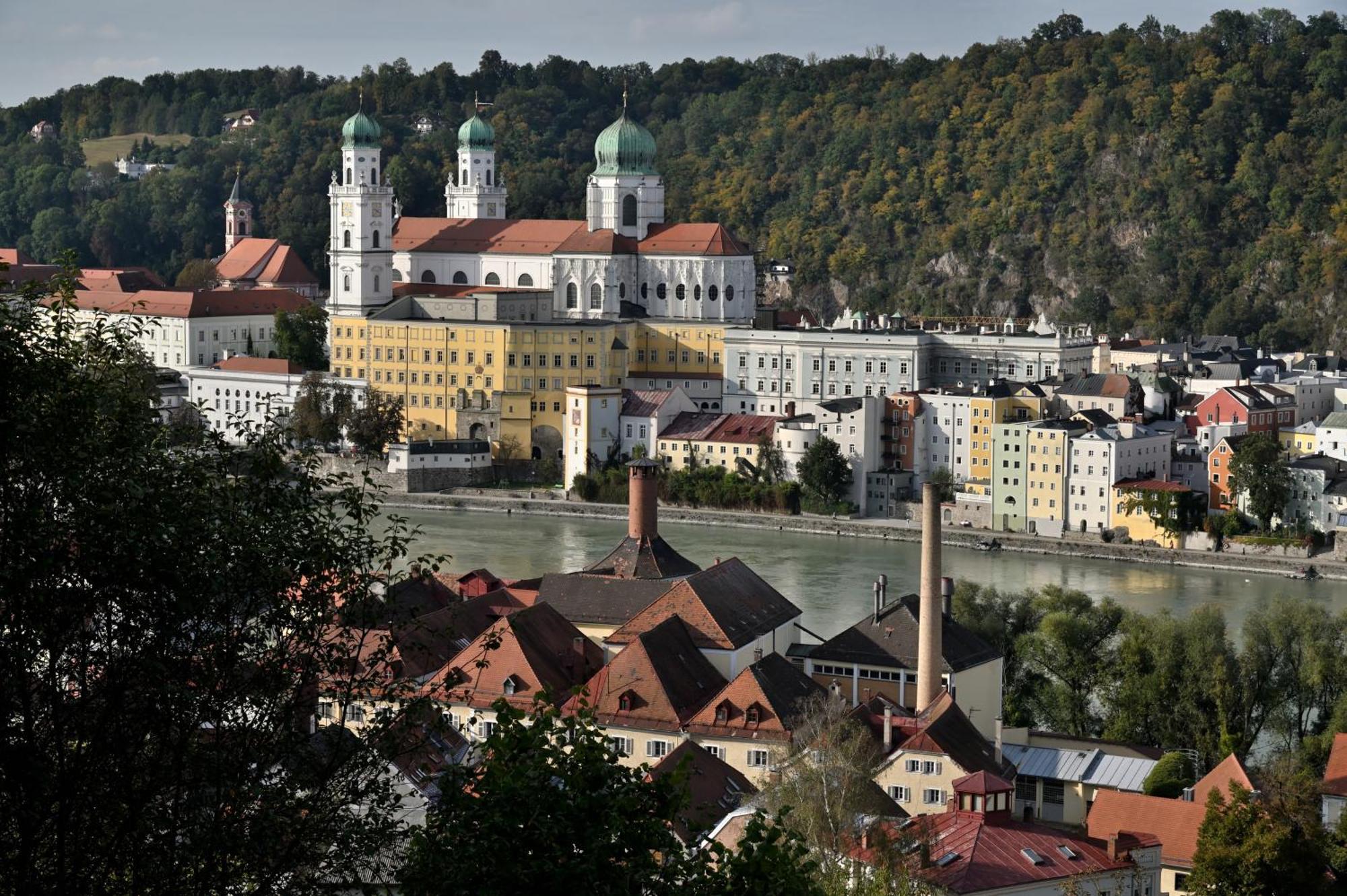Spectrum Kirche Exerzitien-Und Bildungshaus Auf Mariahilf Passau Exteriör bild